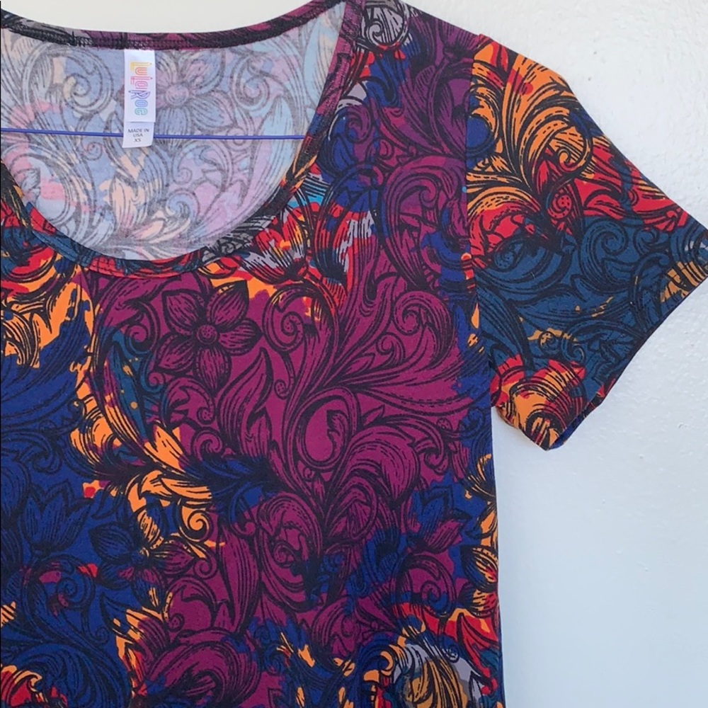 LulaRoe XS Classic T